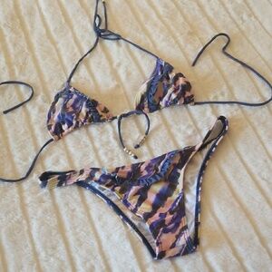 TIGERLILY // ruffle frill beaded triangle itsy set